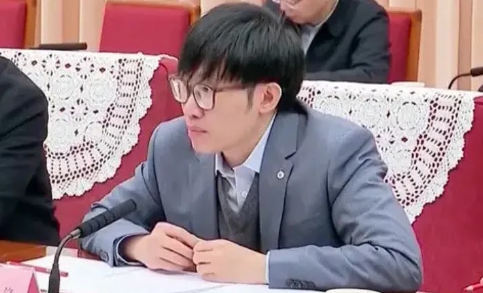 Liang Wenfeng – CEO DeepSeek Liang Wenfeng – CEO DeepSeek